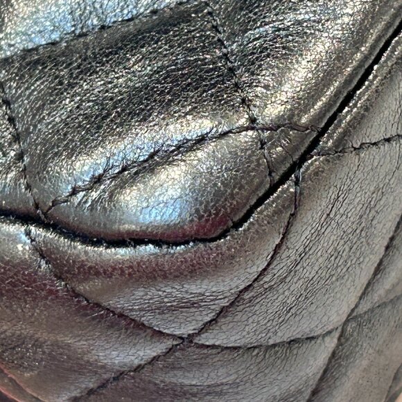 Chanel 225 Reissue - Hybrid - Picture 11 of 16